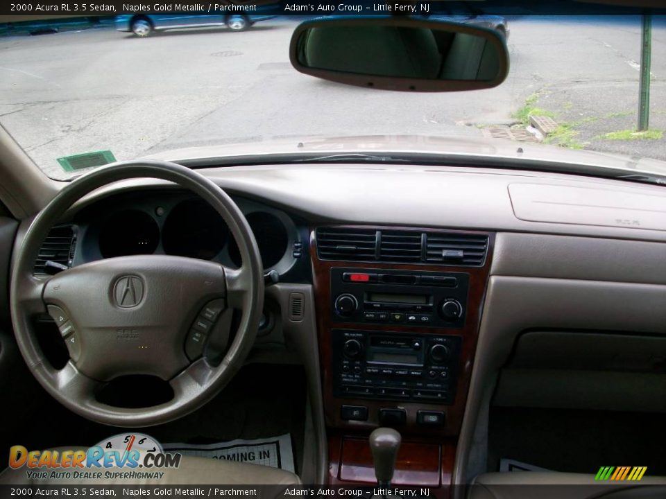 2000 Acura RL 3.5 Sedan Naples Gold Metallic / Parchment Photo #17