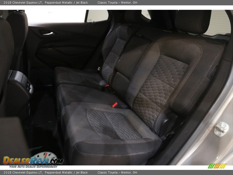 2018 Chevrolet Equinox LT Pepperdust Metallic / Jet Black Photo #16