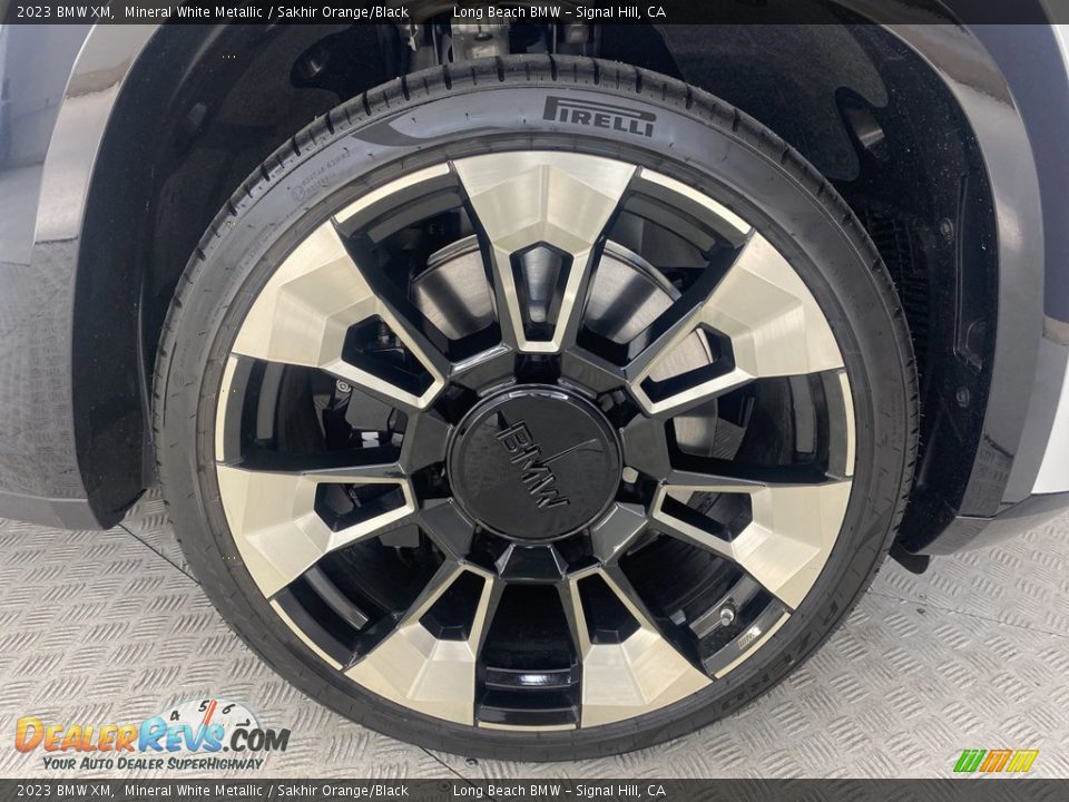 2023 BMW XM  Wheel Photo #4
