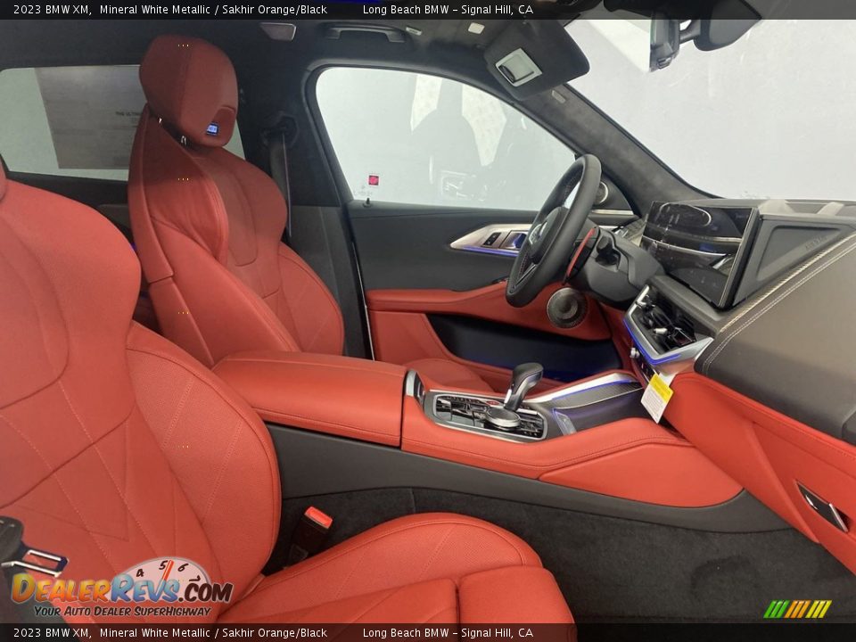 Front Seat of 2023 BMW XM  Photo #27