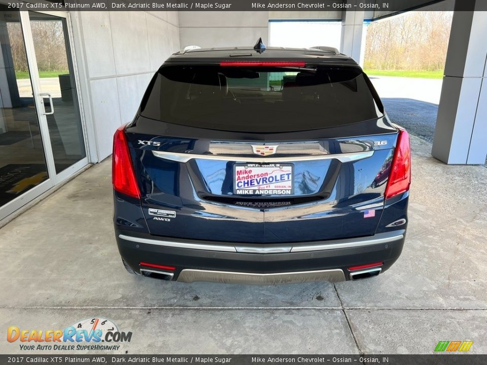 2017 Cadillac XT5 Platinum AWD Dark Adriatic Blue Metallic / Maple Sugar Photo #8