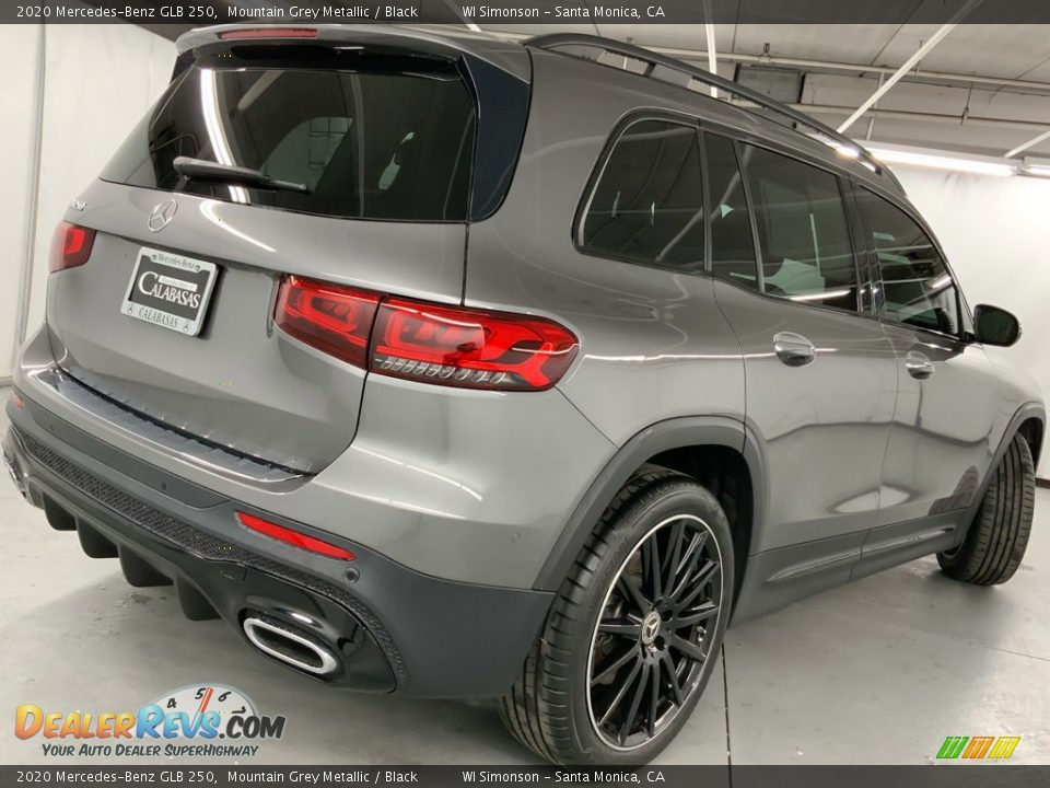 2020 Mercedes-Benz GLB 250 Mountain Grey Metallic / Black Photo #5