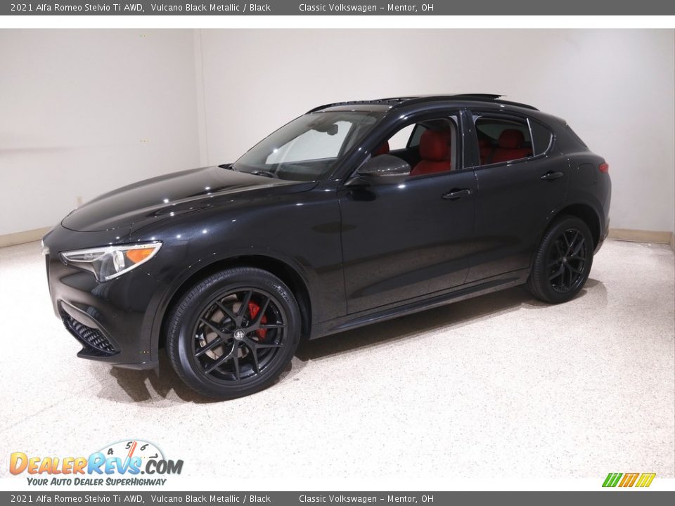 2021 Alfa Romeo Stelvio Ti AWD Vulcano Black Metallic / Black Photo #3