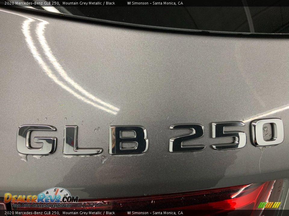 2020 Mercedes-Benz GLB 250 Mountain Grey Metallic / Black Photo #11