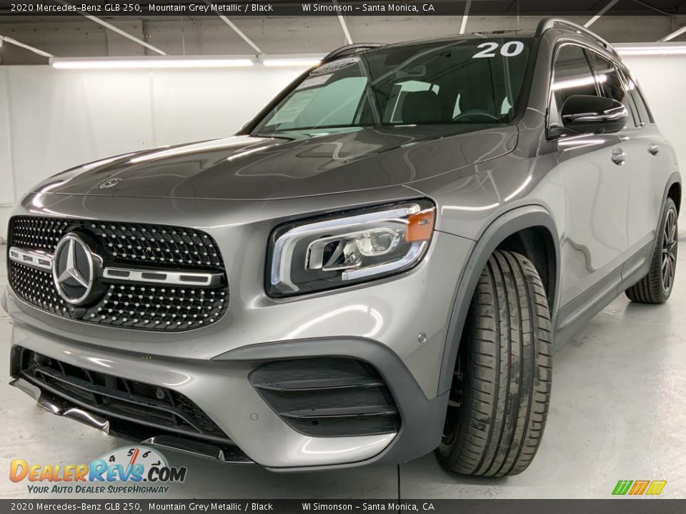 2020 Mercedes-Benz GLB 250 Mountain Grey Metallic / Black Photo #14