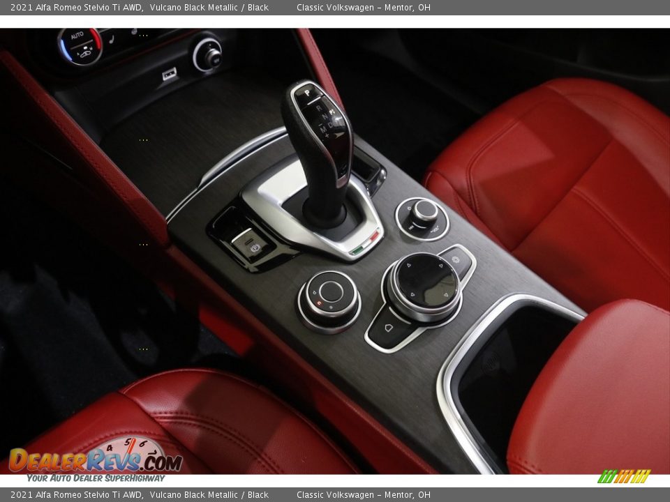 2021 Alfa Romeo Stelvio Ti AWD Vulcano Black Metallic / Black Photo #14