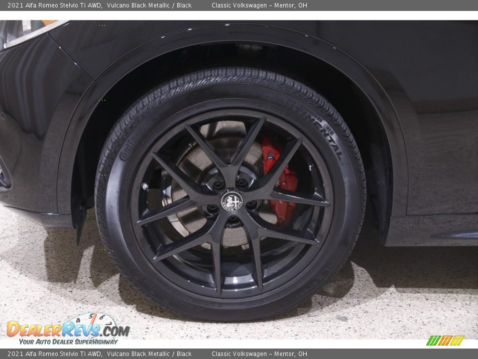 2021 Alfa Romeo Stelvio Ti AWD Vulcano Black Metallic / Black Photo #20