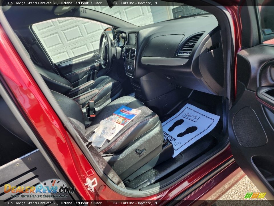2019 Dodge Grand Caravan GT Octane Red Pearl / Black Photo #12