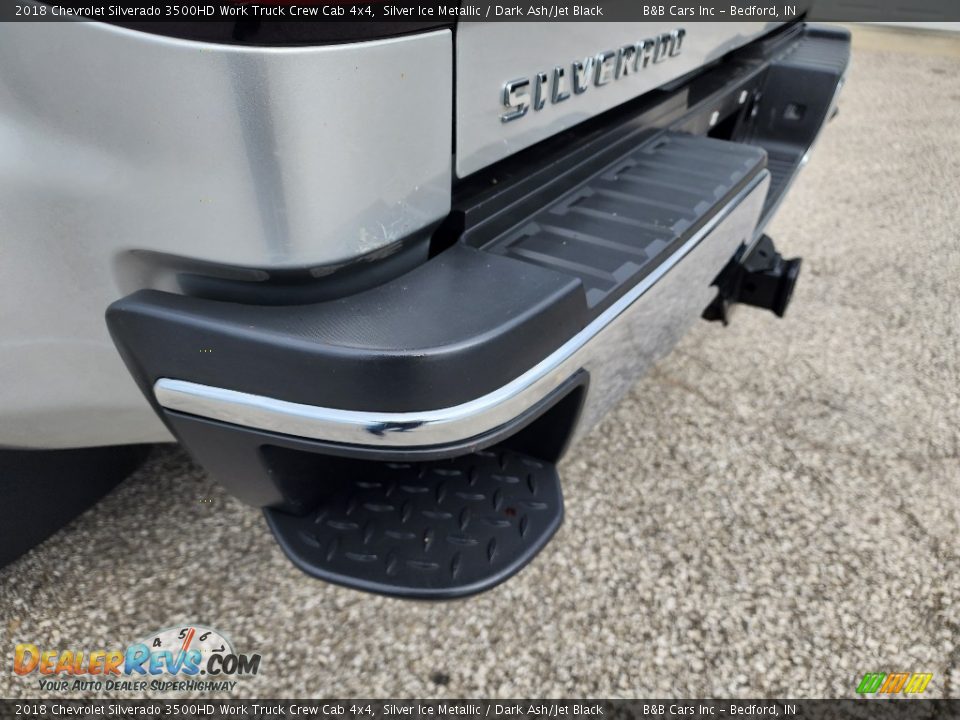 2018 Chevrolet Silverado 3500HD Work Truck Crew Cab 4x4 Silver Ice Metallic / Dark Ash/Jet Black Photo #24