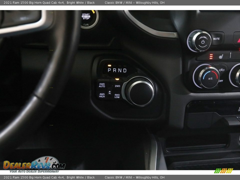 2021 Ram 1500 Big Horn Quad Cab 4x4 Bright White / Black Photo #16
