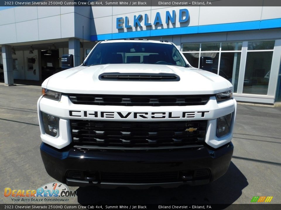 2023 Chevrolet Silverado 2500HD Custom Crew Cab 4x4 Summit White / Jet Black Photo #4