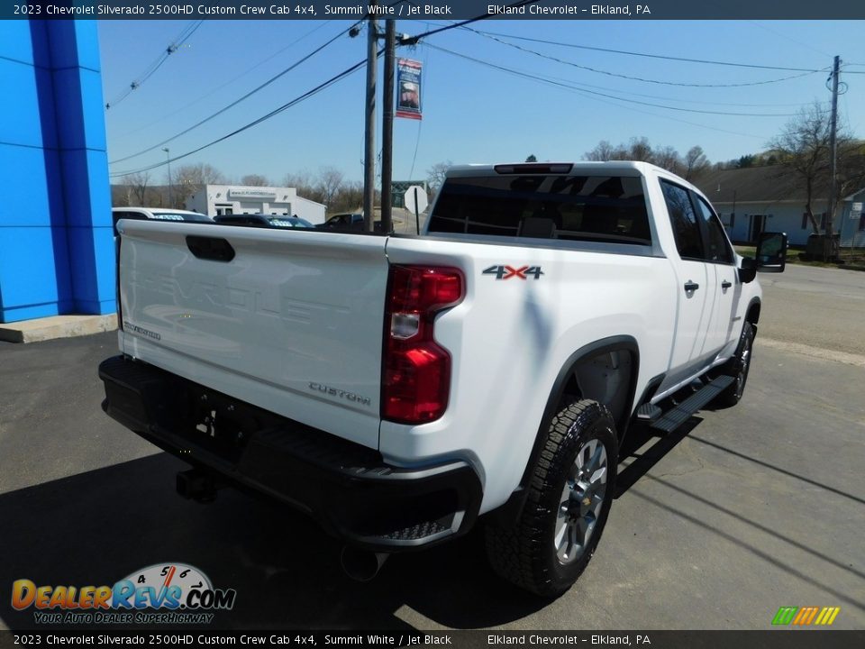 2023 Chevrolet Silverado 2500HD Custom Crew Cab 4x4 Summit White / Jet Black Photo #10