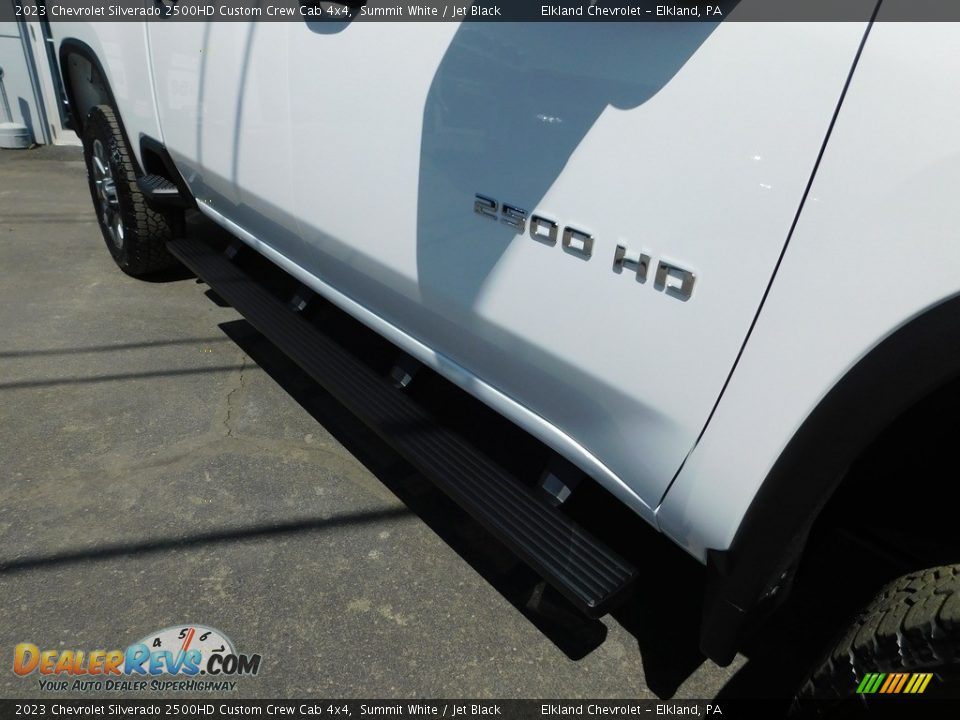 2023 Chevrolet Silverado 2500HD Custom Crew Cab 4x4 Summit White / Jet Black Photo #20