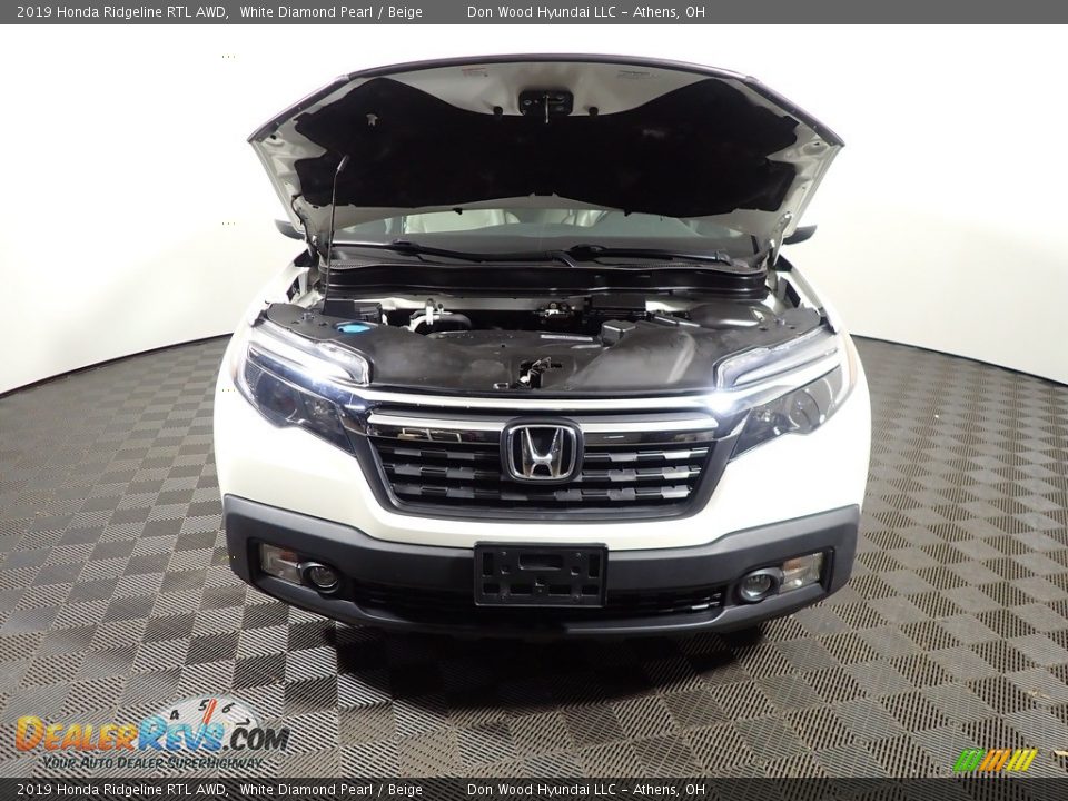 2019 Honda Ridgeline RTL AWD White Diamond Pearl / Beige Photo #7