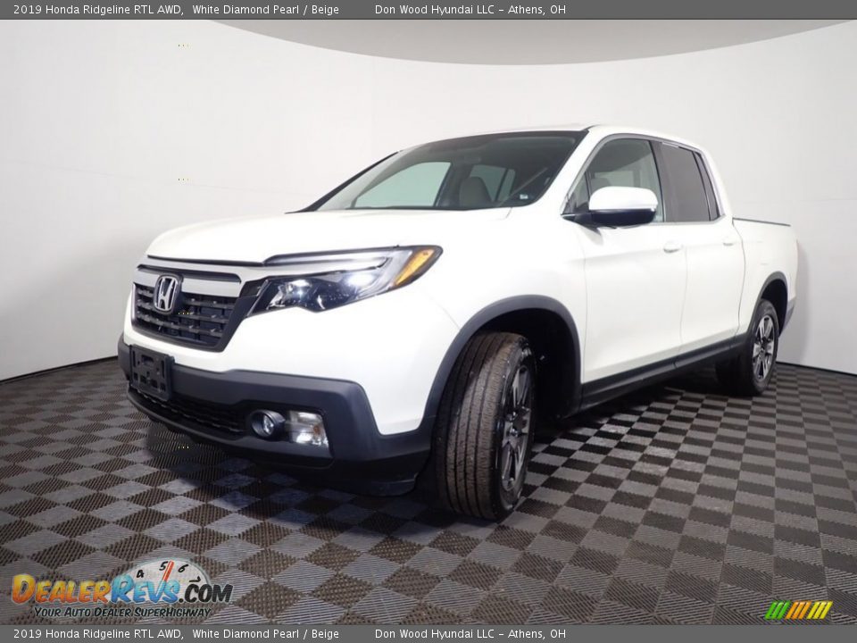 2019 Honda Ridgeline RTL AWD White Diamond Pearl / Beige Photo #9