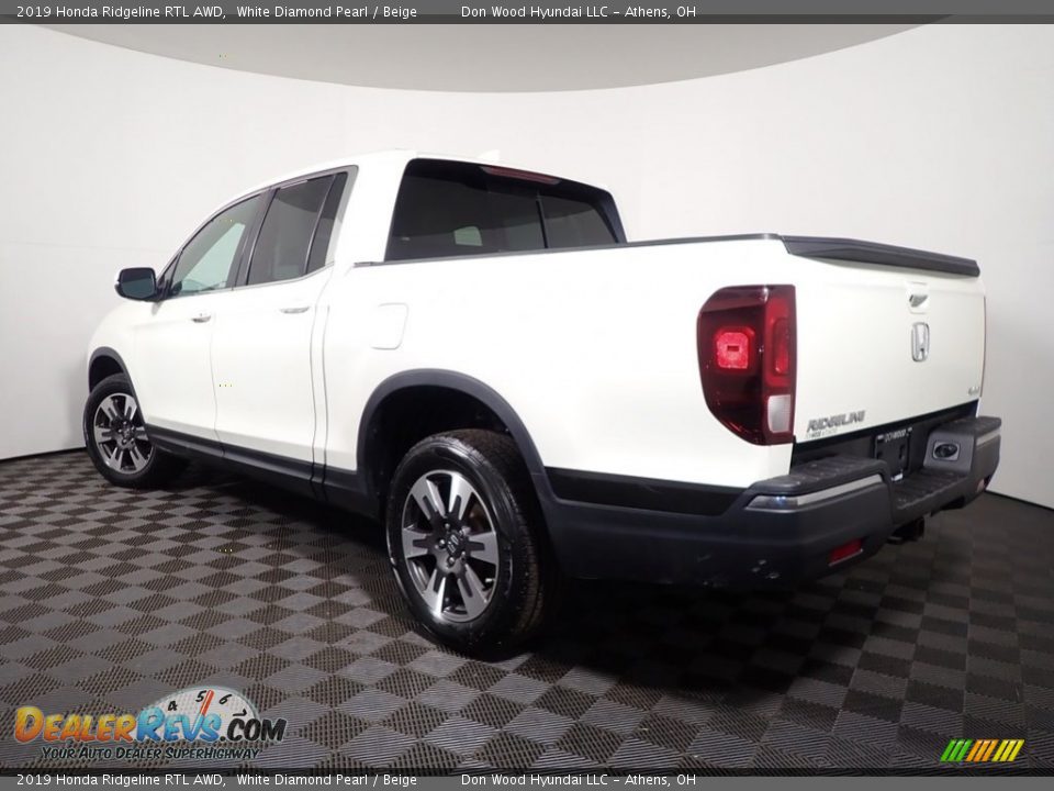 2019 Honda Ridgeline RTL AWD White Diamond Pearl / Beige Photo #12