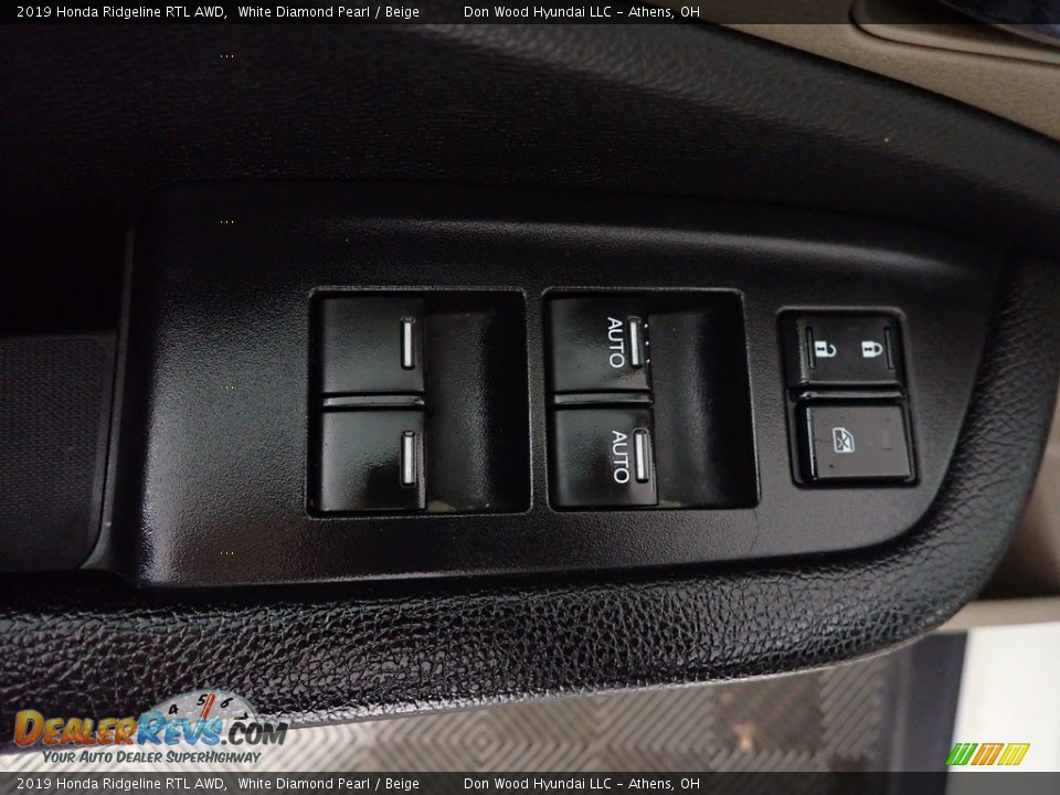 2019 Honda Ridgeline RTL AWD White Diamond Pearl / Beige Photo #19