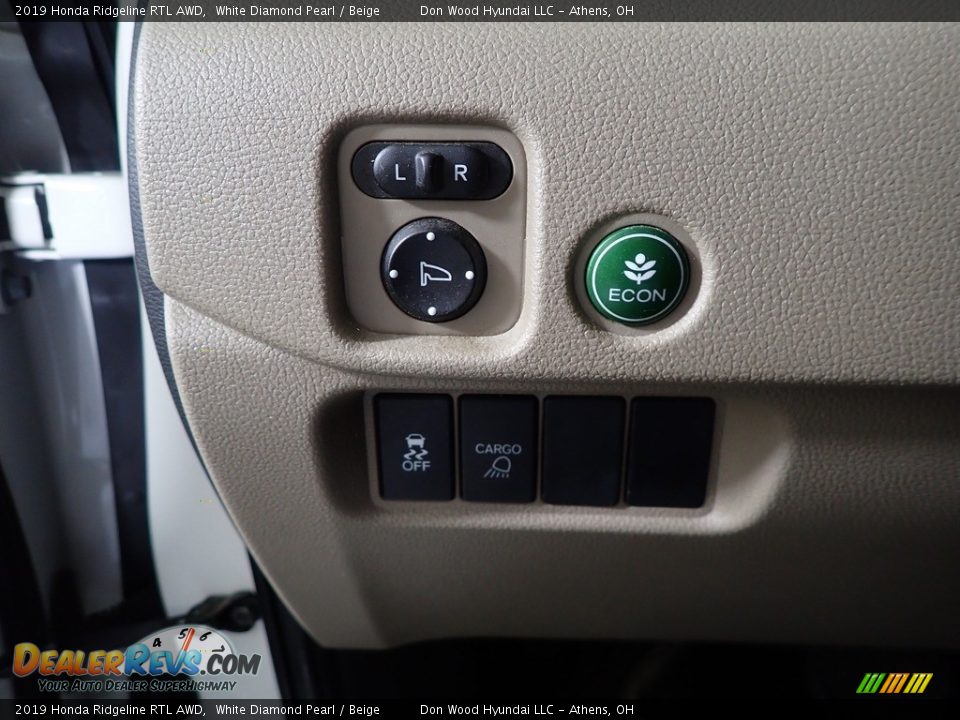 2019 Honda Ridgeline RTL AWD White Diamond Pearl / Beige Photo #29