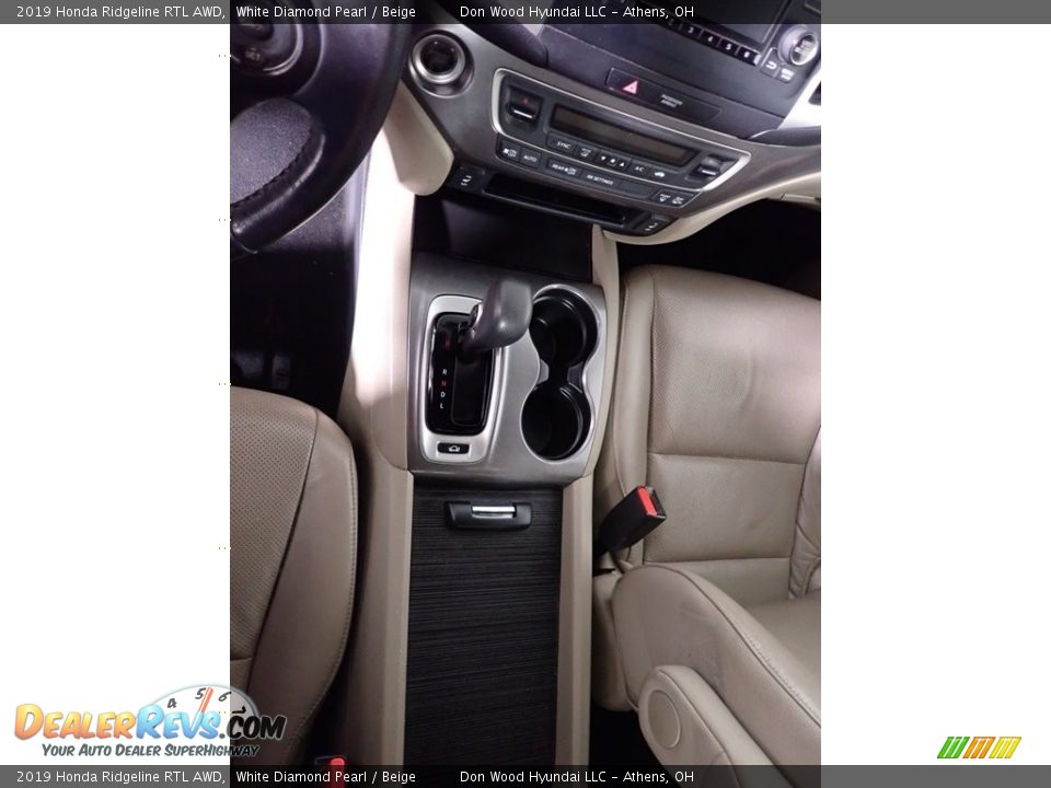 2019 Honda Ridgeline RTL AWD White Diamond Pearl / Beige Photo #30