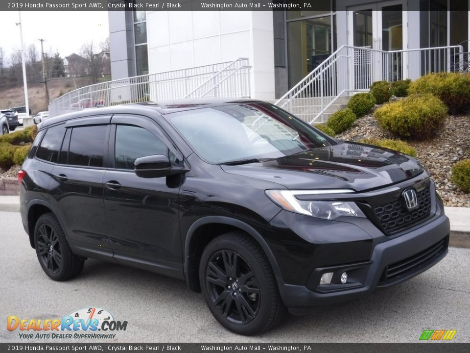 Front 3/4 View of 2019 Honda Passport Sport AWD Photo #1