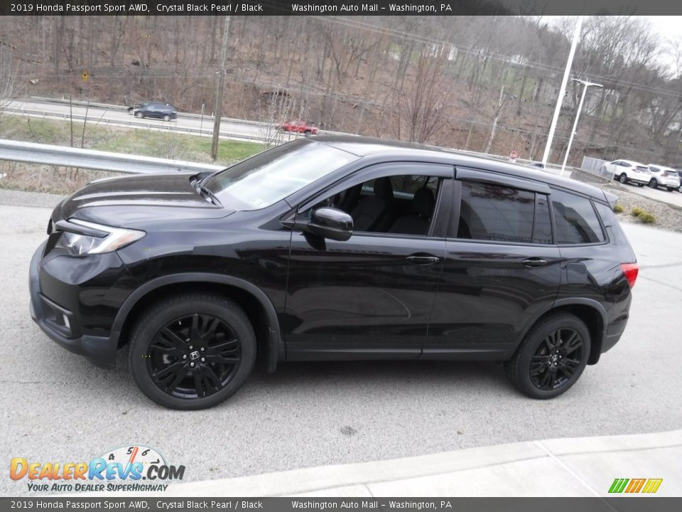 2019 Honda Passport Sport AWD Crystal Black Pearl / Black Photo #13