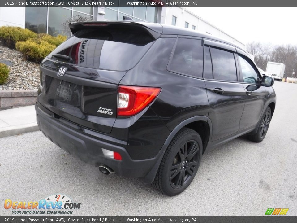 2019 Honda Passport Sport AWD Crystal Black Pearl / Black Photo #16