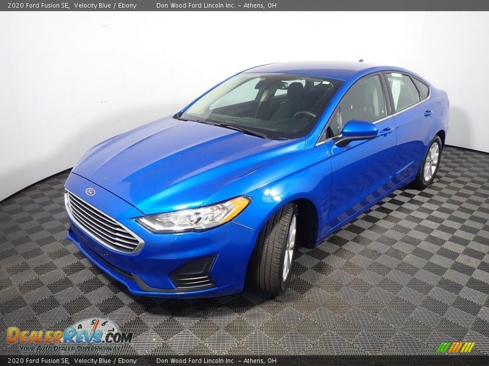 2020 Ford Fusion SE Velocity Blue / Ebony Photo #10