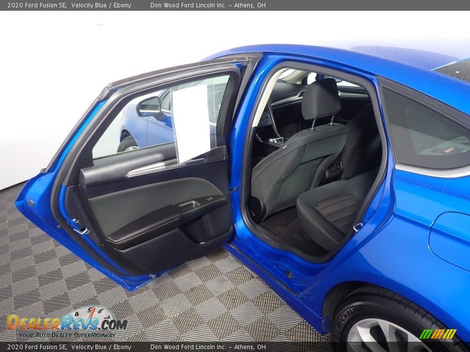 2020 Ford Fusion SE Velocity Blue / Ebony Photo #34
