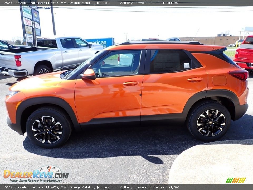 2023 Chevrolet TrailBlazer LT AWD Vivid Orange Metallic / Jet Black Photo #7