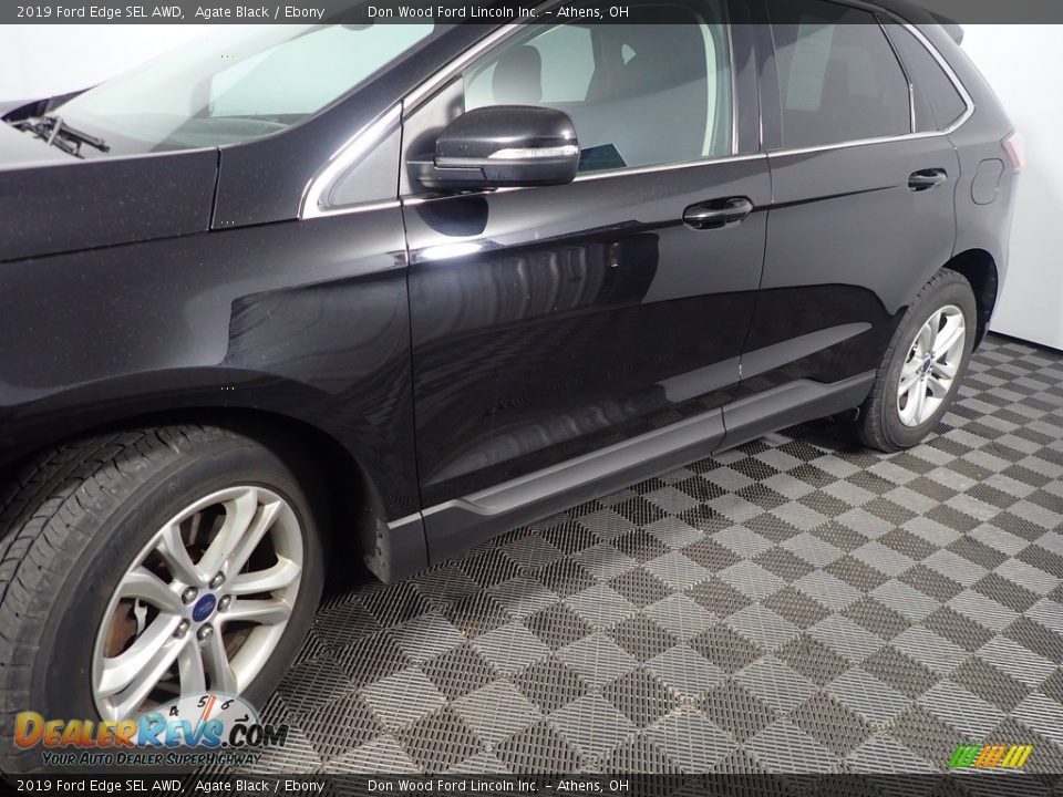 2019 Ford Edge SEL AWD Agate Black / Ebony Photo #10