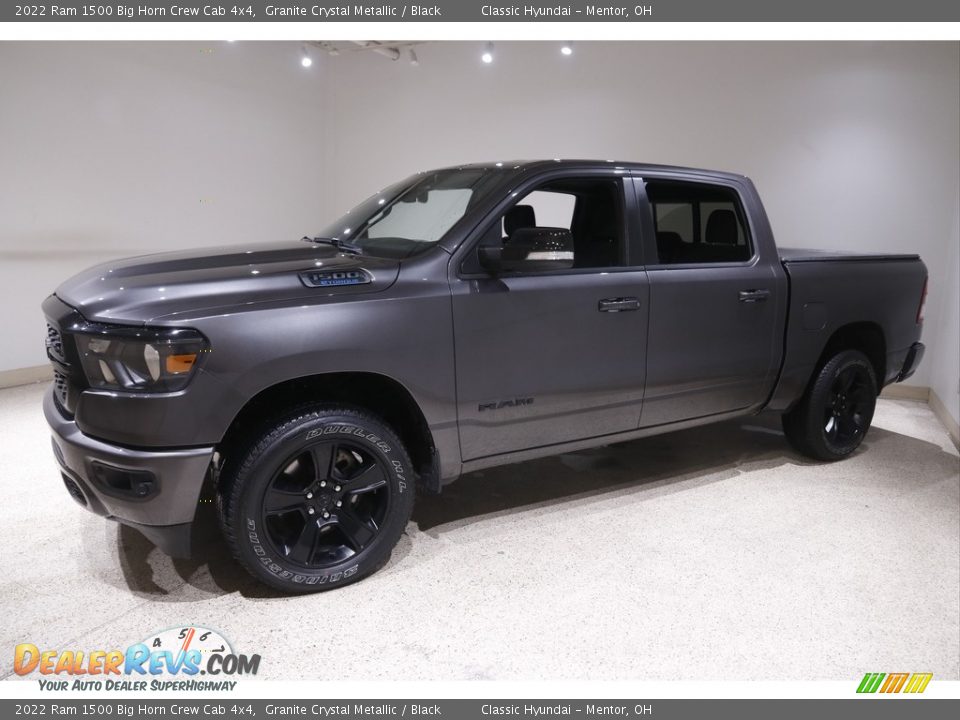 2022 Ram 1500 Big Horn Crew Cab 4x4 Granite Crystal Metallic / Black Photo #3