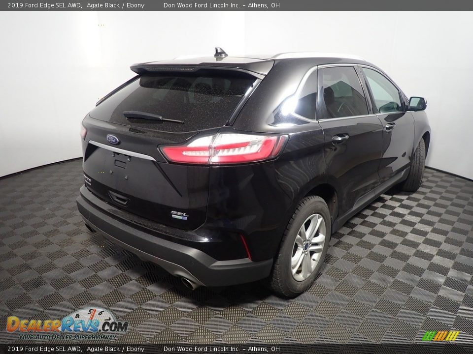 2019 Ford Edge SEL AWD Agate Black / Ebony Photo #18