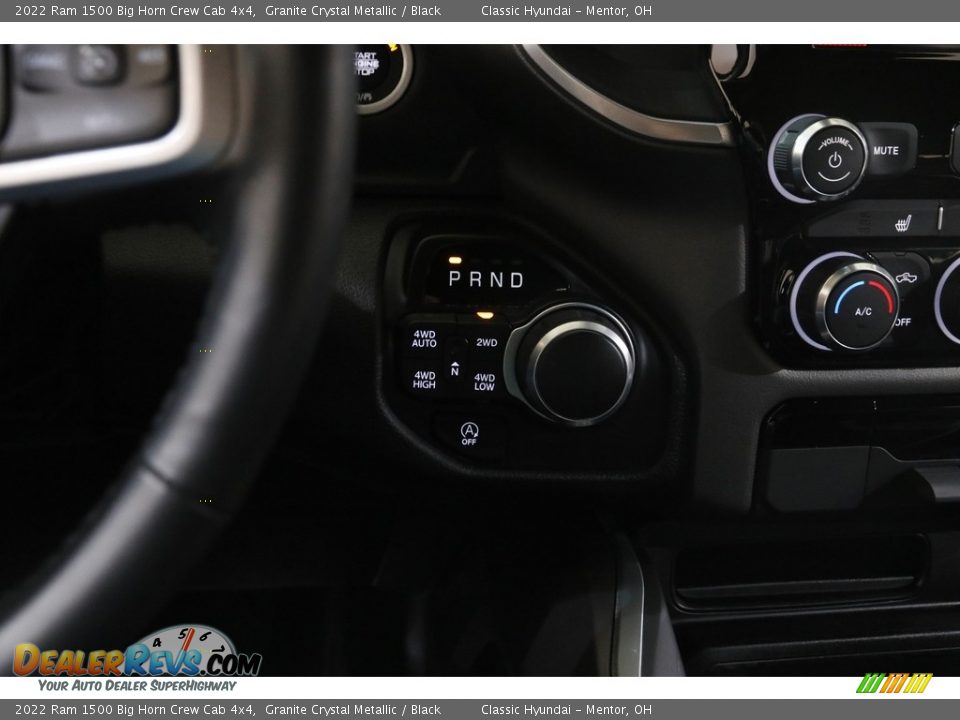 2022 Ram 1500 Big Horn Crew Cab 4x4 Granite Crystal Metallic / Black Photo #15