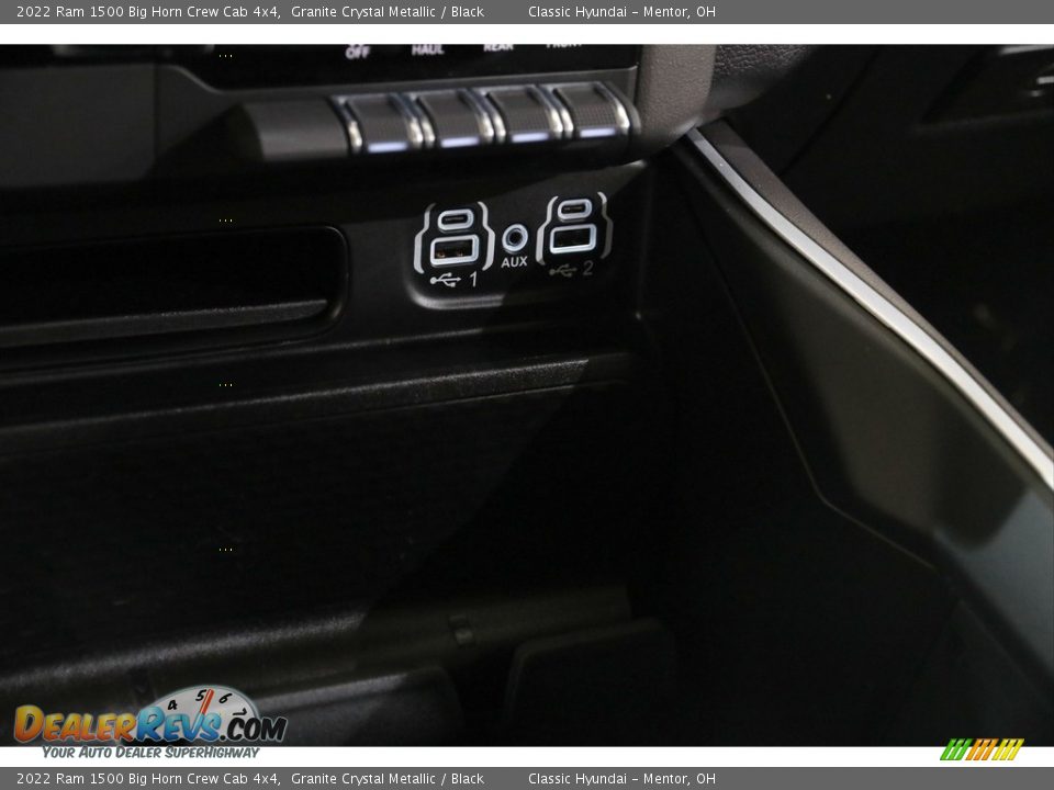 2022 Ram 1500 Big Horn Crew Cab 4x4 Granite Crystal Metallic / Black Photo #18