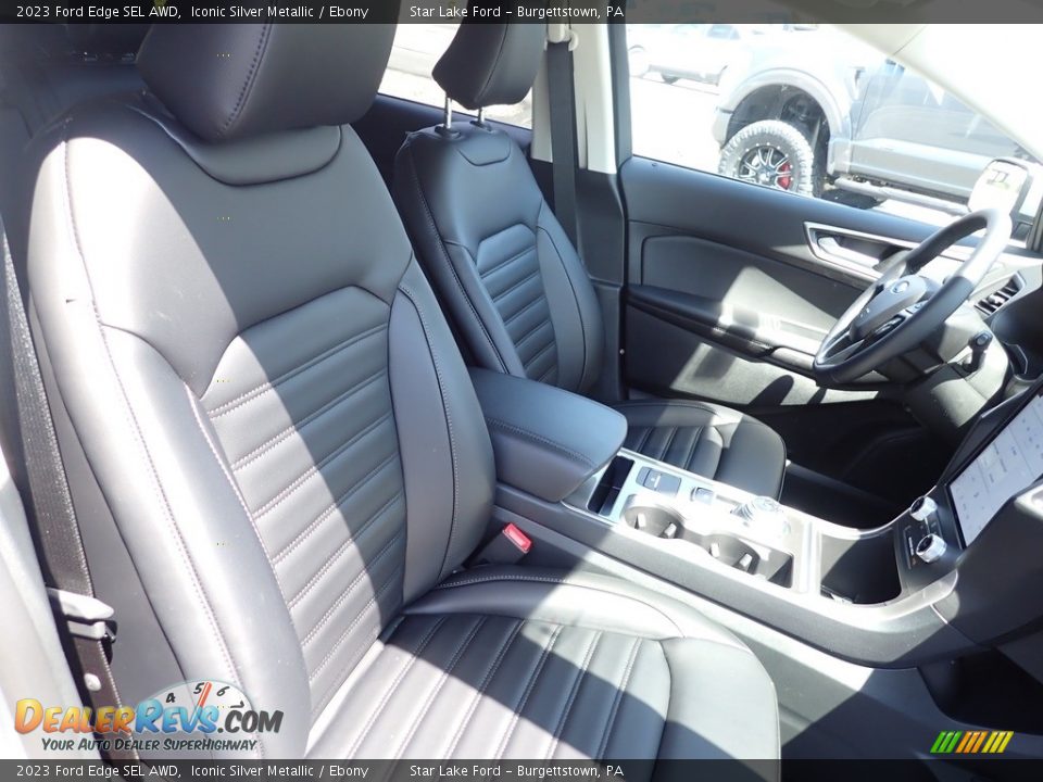 Front Seat of 2023 Ford Edge SEL AWD Photo #9