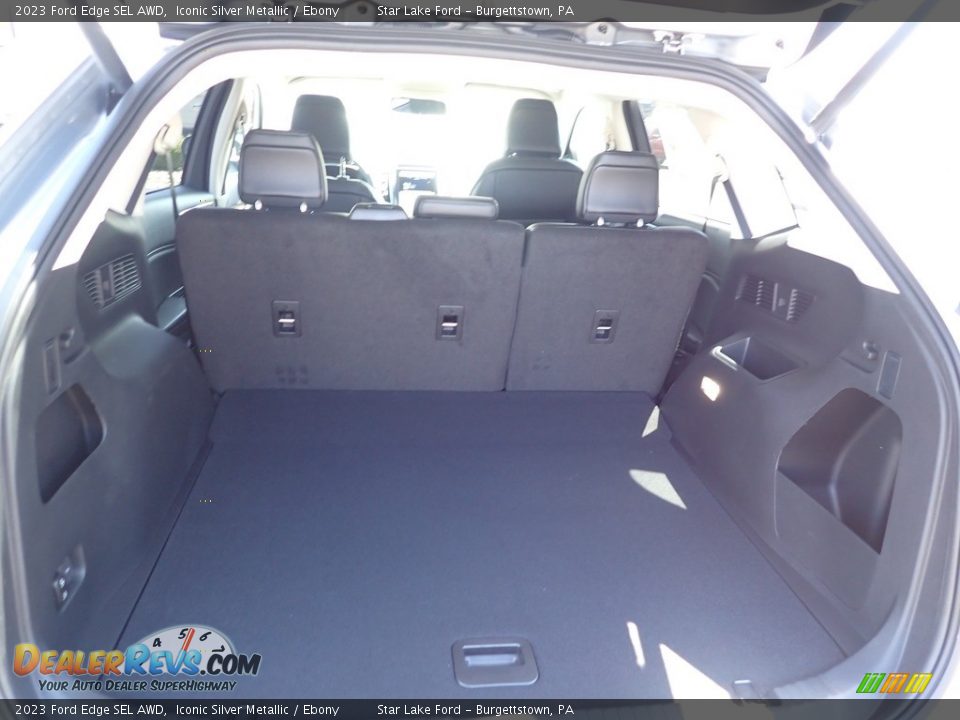 2023 Ford Edge SEL AWD Trunk Photo #11