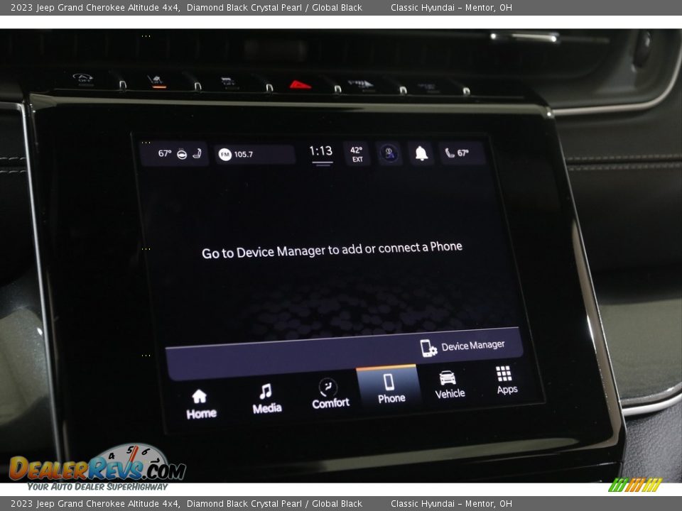 2023 Jeep Grand Cherokee Altitude 4x4 Diamond Black Crystal Pearl / Global Black Photo #12