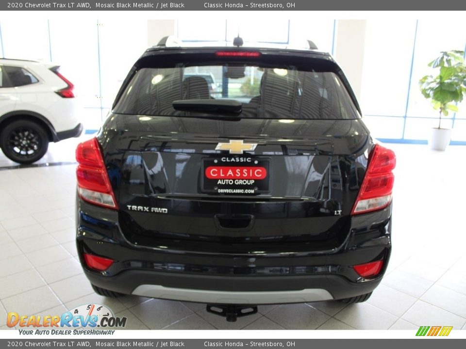 2020 Chevrolet Trax LT AWD Mosaic Black Metallic / Jet Black Photo #9