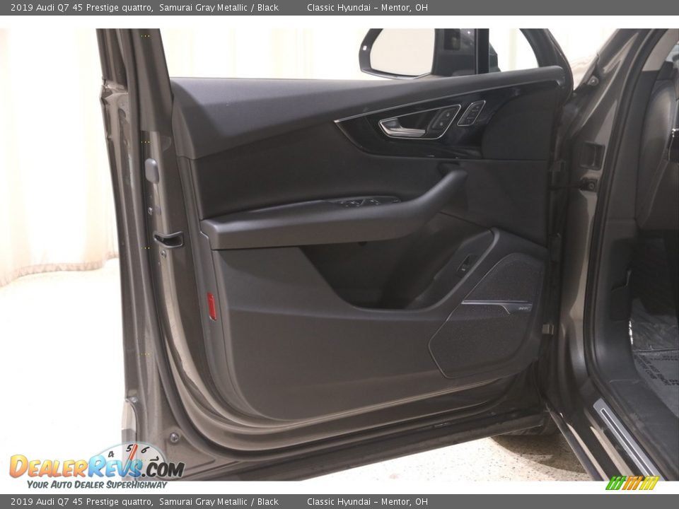 2019 Audi Q7 45 Prestige quattro Samurai Gray Metallic / Black Photo #4