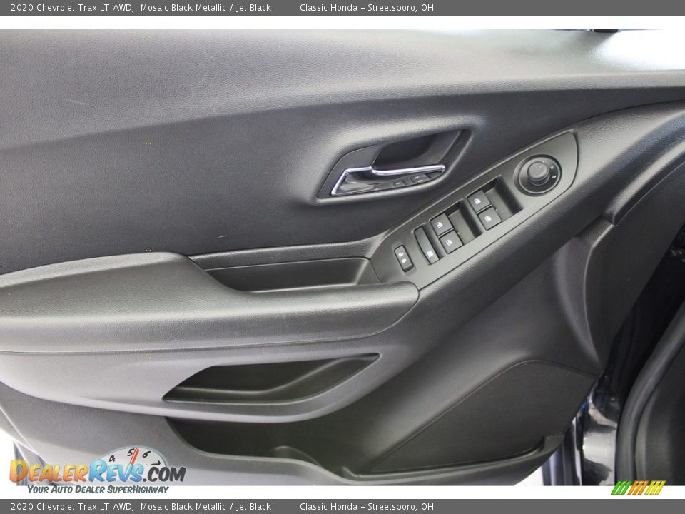 2020 Chevrolet Trax LT AWD Mosaic Black Metallic / Jet Black Photo #15