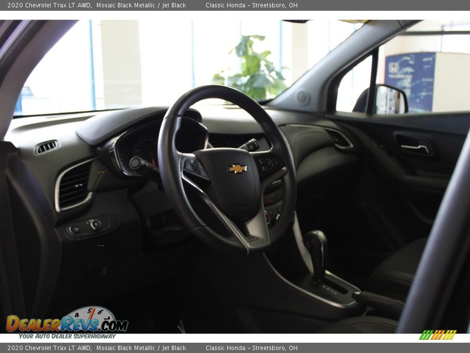2020 Chevrolet Trax LT AWD Mosaic Black Metallic / Jet Black Photo #16