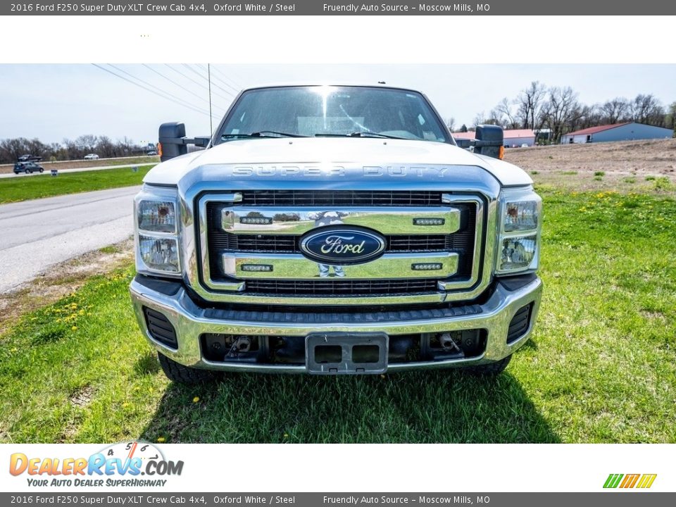 2016 Ford F250 Super Duty XLT Crew Cab 4x4 Oxford White / Steel Photo #8