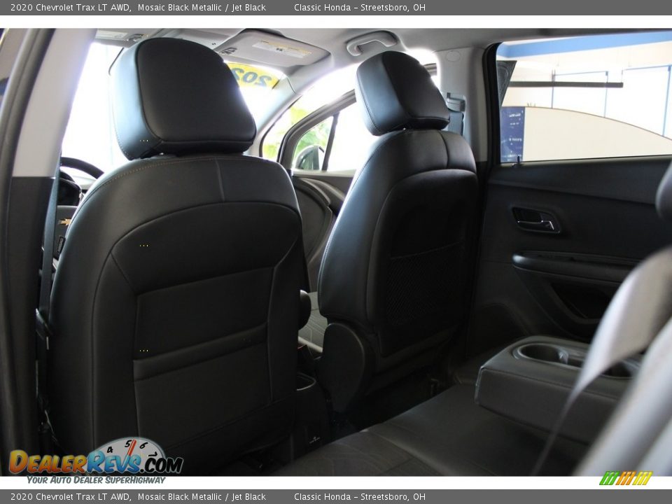 2020 Chevrolet Trax LT AWD Mosaic Black Metallic / Jet Black Photo #32