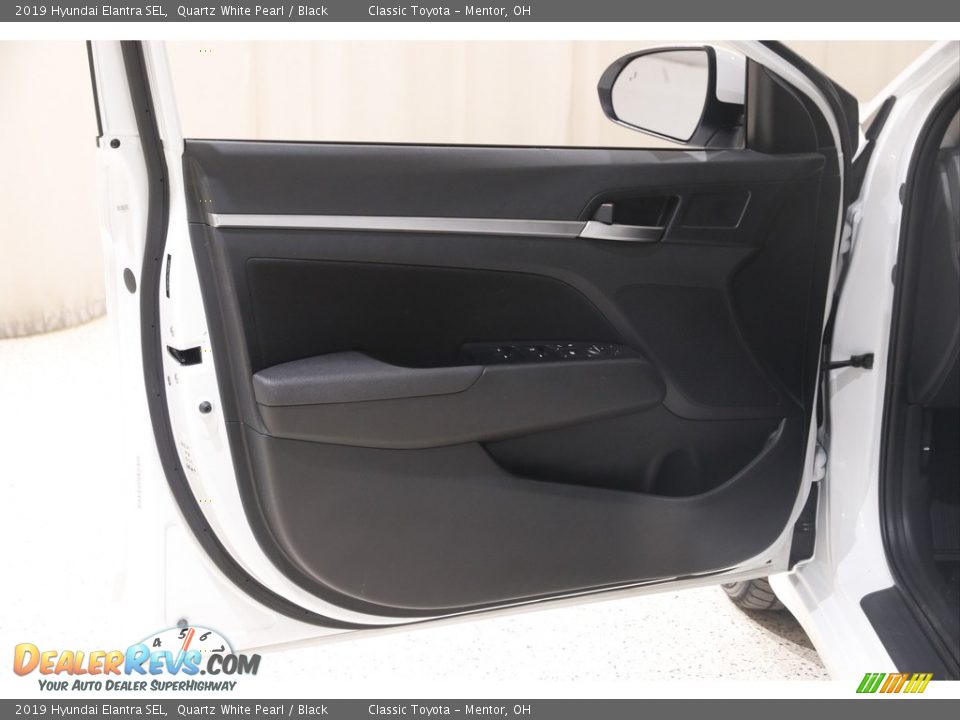 2019 Hyundai Elantra SEL Quartz White Pearl / Black Photo #4