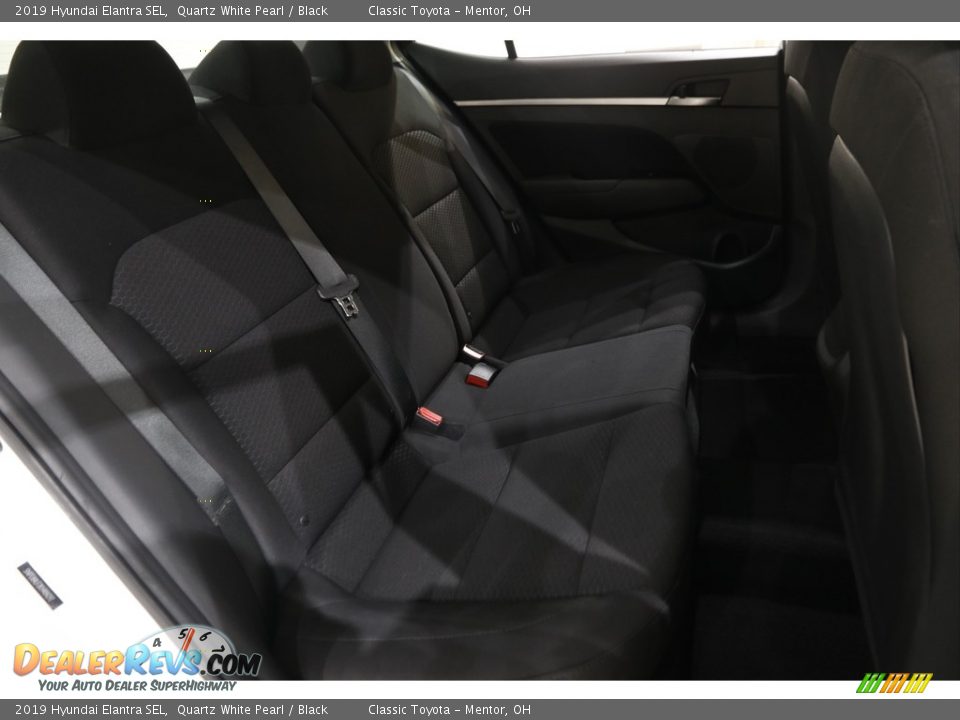 2019 Hyundai Elantra SEL Quartz White Pearl / Black Photo #14