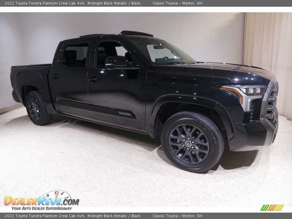 2022 Toyota Tundra Platinum Crew Cab 4x4 Midnight Black Metallic / Black Photo #1