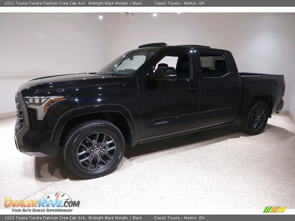 2022 Toyota Tundra Platinum Crew Cab 4x4 Midnight Black Metallic / Black Photo #3