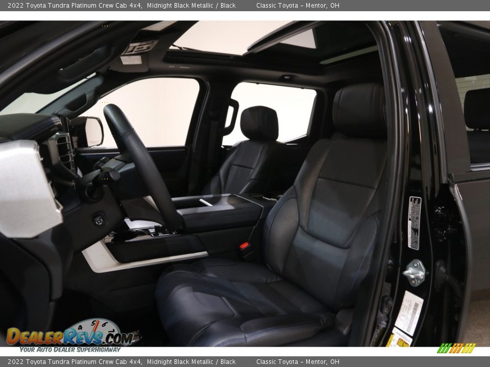 2022 Toyota Tundra Platinum Crew Cab 4x4 Midnight Black Metallic / Black Photo #6