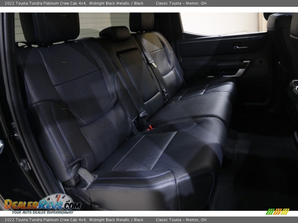 2022 Toyota Tundra Platinum Crew Cab 4x4 Midnight Black Metallic / Black Photo #20