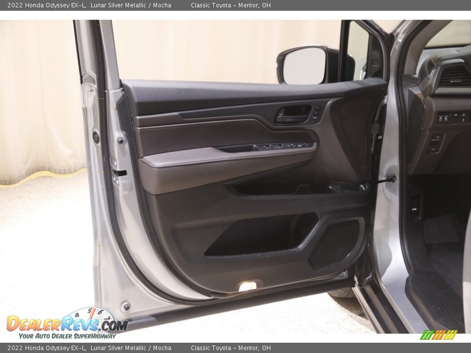 2022 Honda Odyssey EX-L Lunar Silver Metallic / Mocha Photo #4